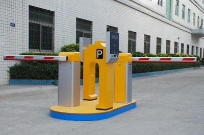 西安智慧交通與信息化管理 車輛門禁、監控工程與網站維護的協同發展
